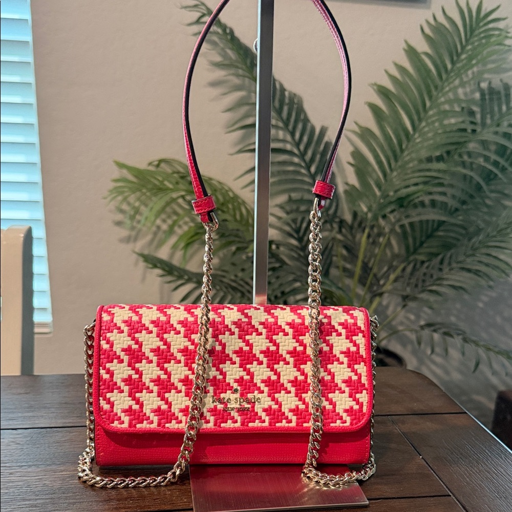 kate spade NWT $289 pink and cream woven crossbody clutch - Picture 2 of 13